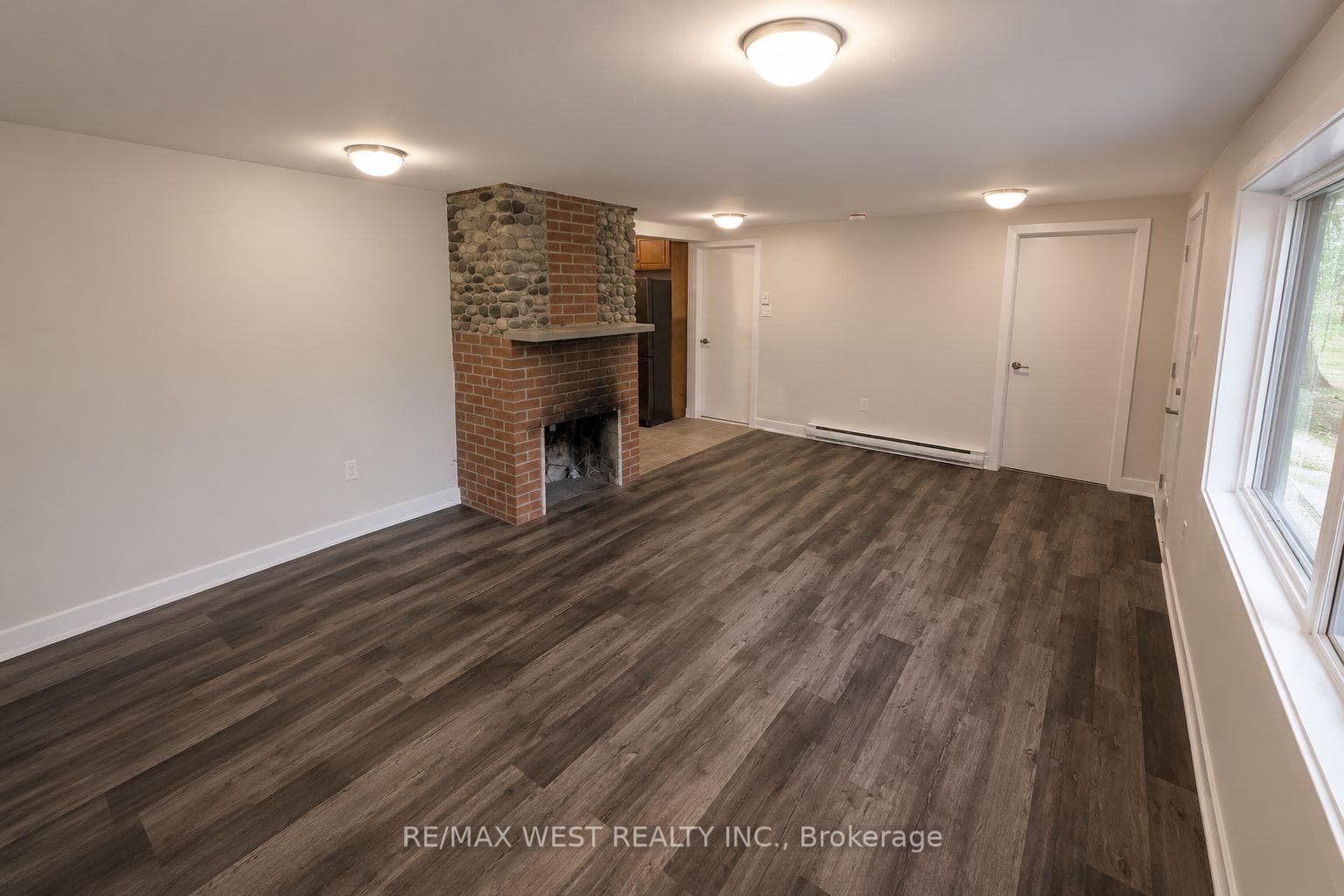 91 30th Street photo 5