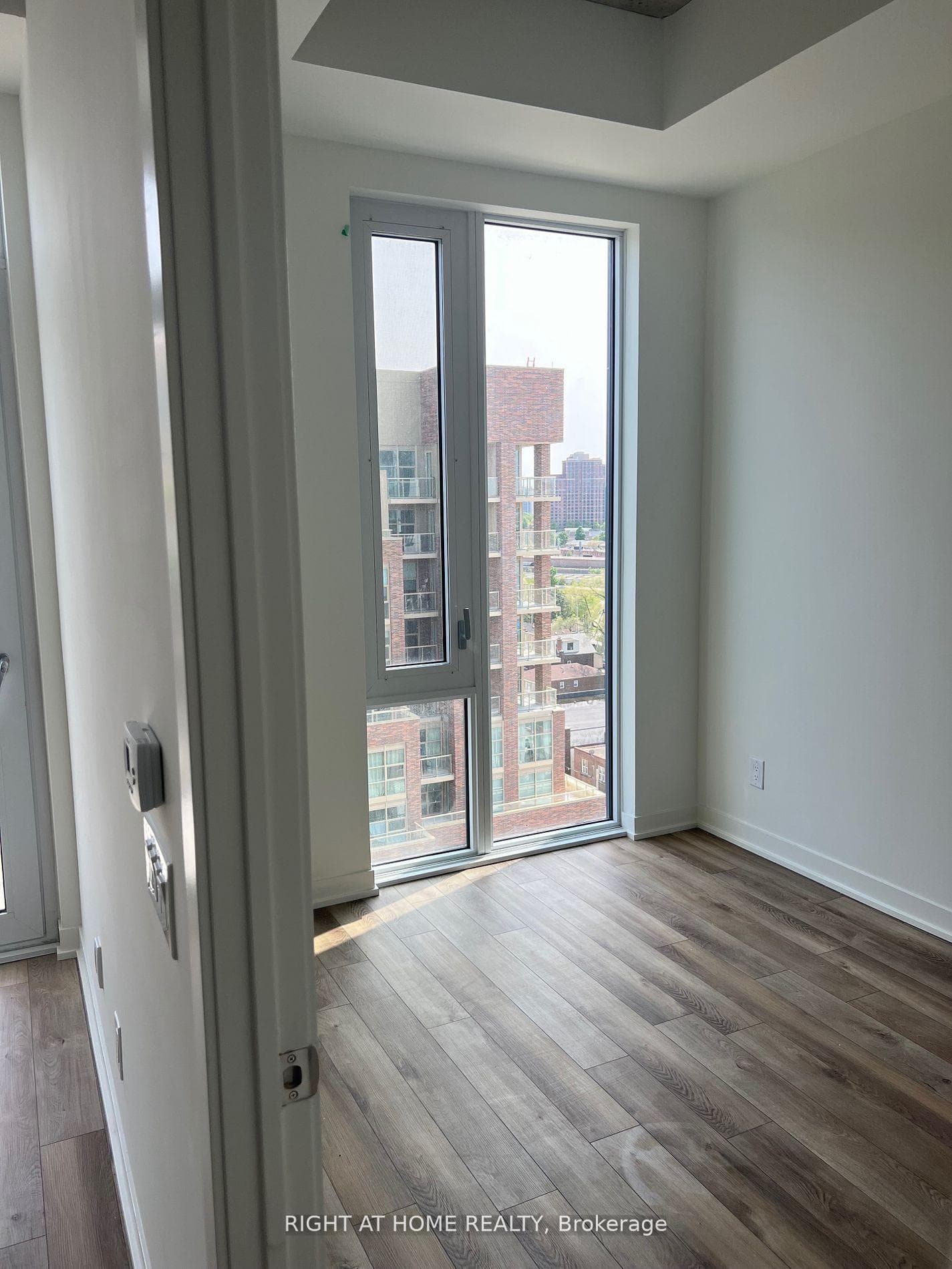 1808 St.Clair Avenue Unit 1004 photo 16