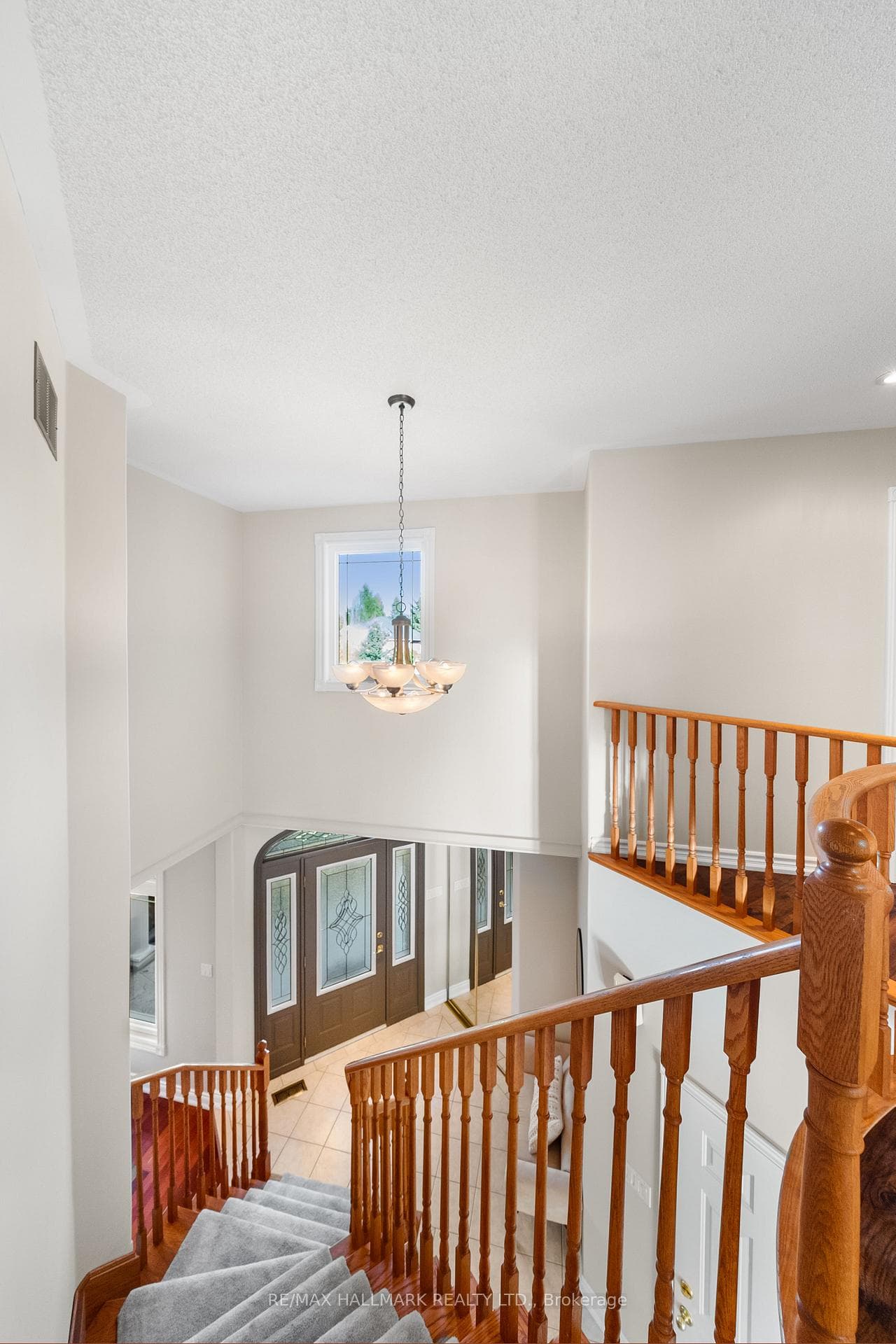 1502 Oakburn Street photo 13