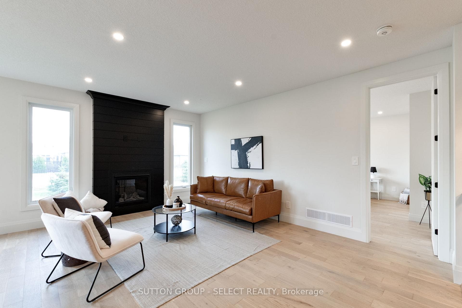 16 KELLY Drive photo 5