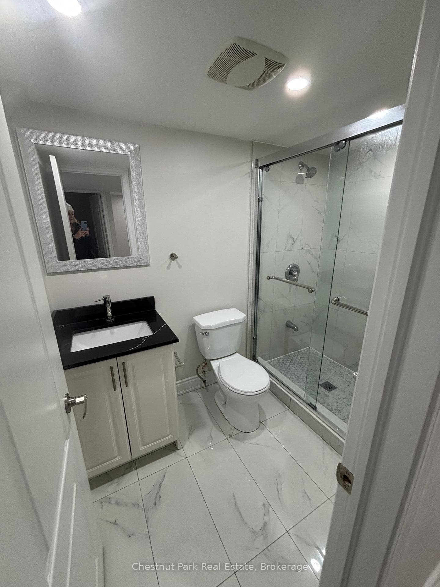 bathroom inlaw suite