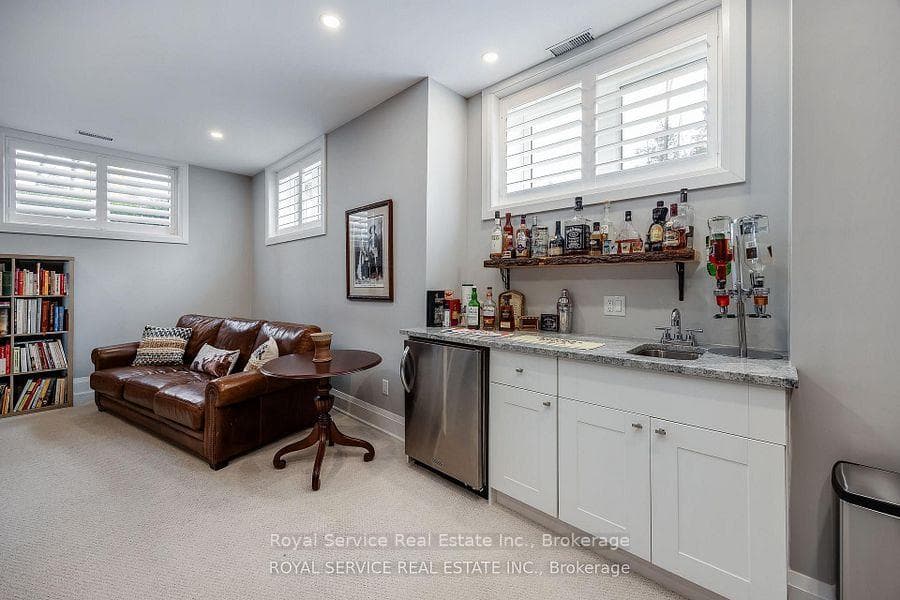 28 Rustlewood Avenue photo 35