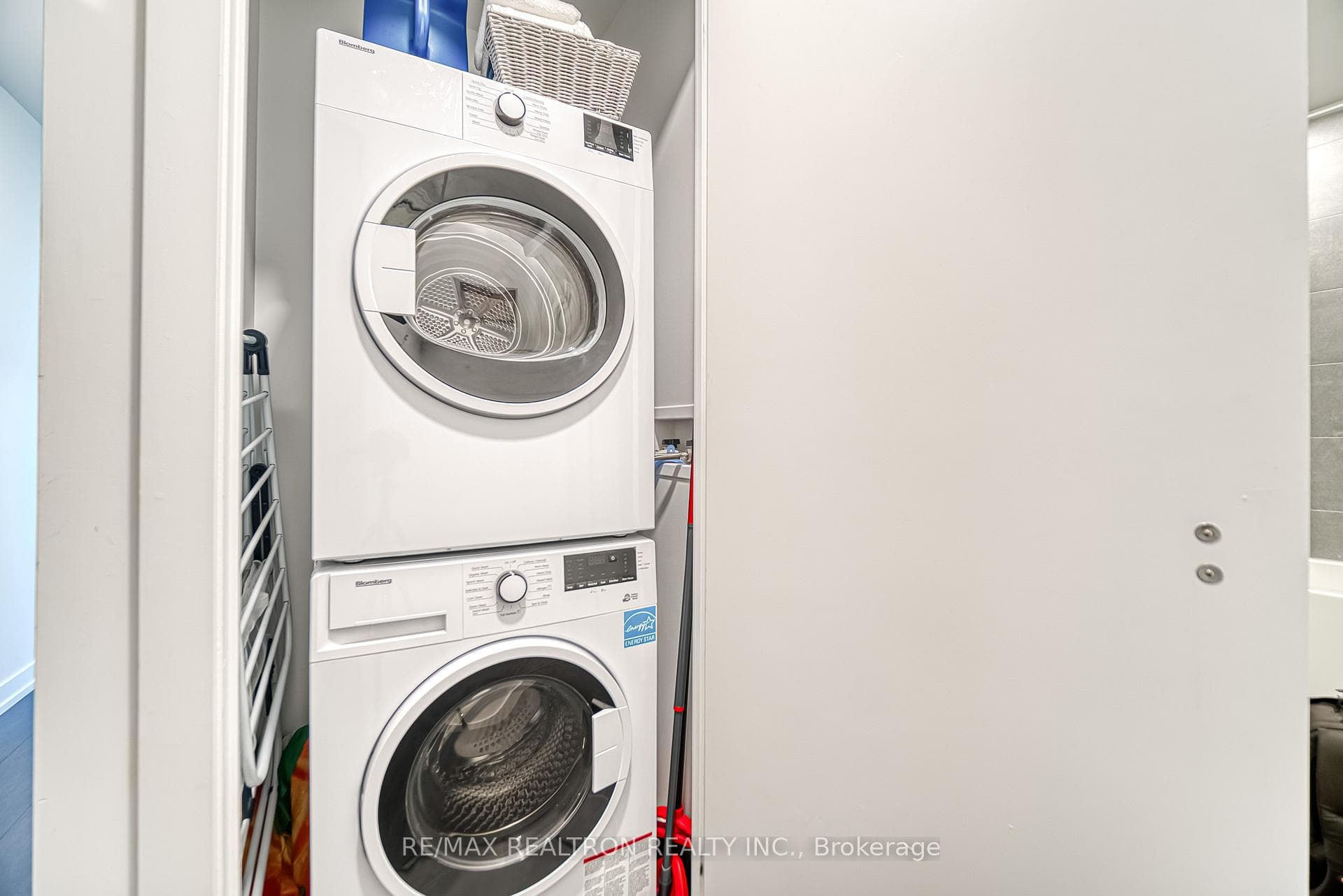 2020 Bathurst Street Unit 1215 photo 23