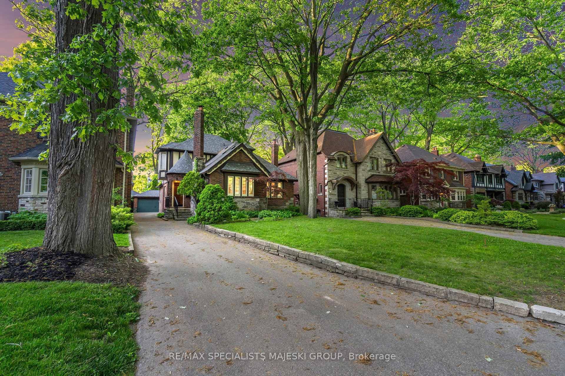 34 White Oak Boulevard photo 3