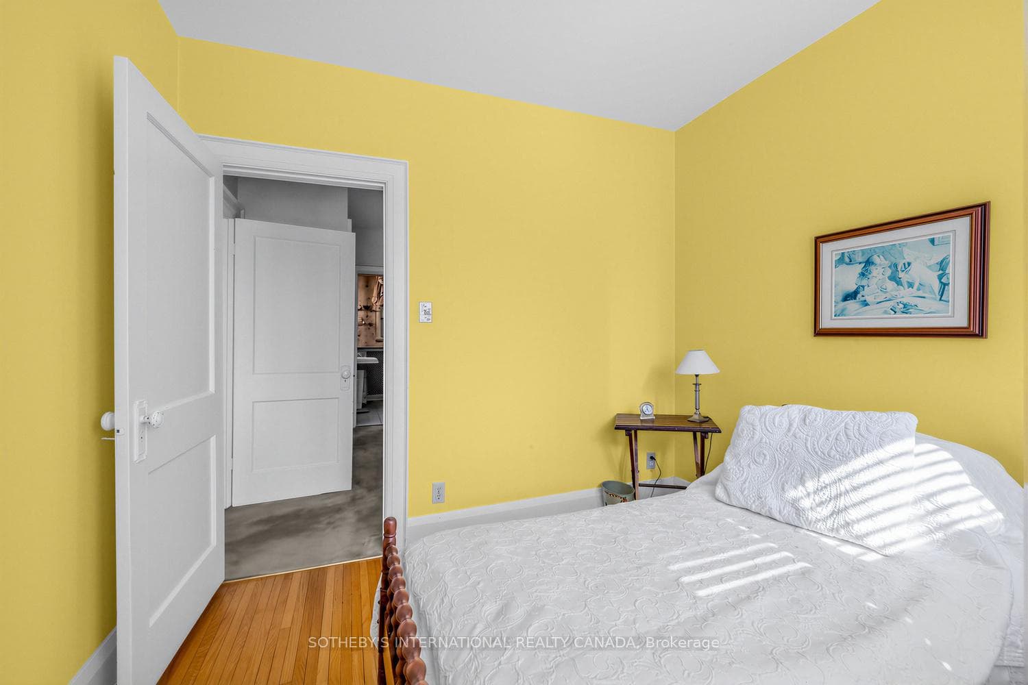 214 Belsize Drive photo 22