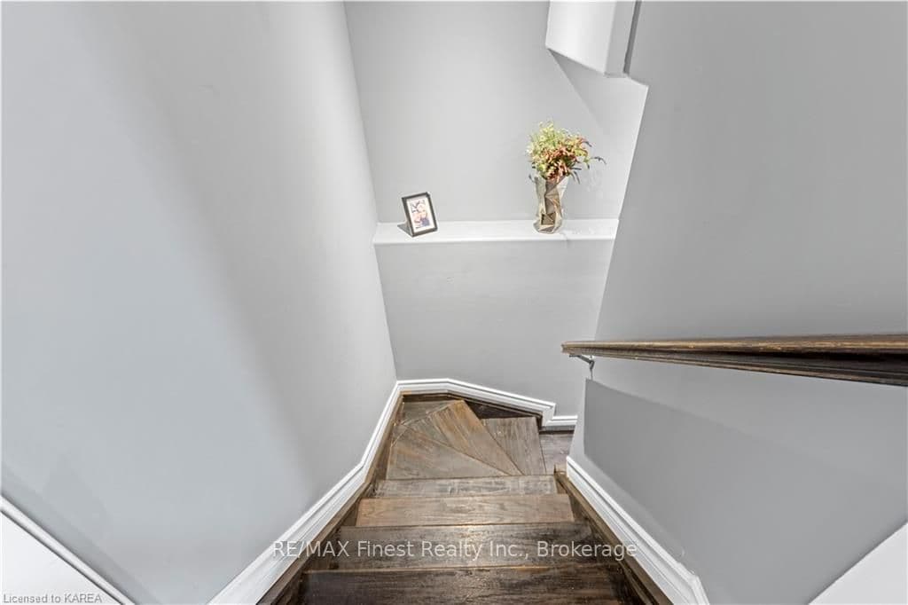459 CONSERVATORY Drive photo 30