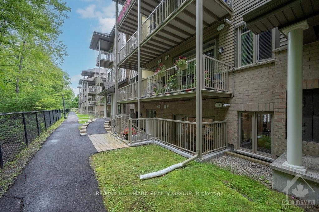 1022 BERYL Unit B photo 26