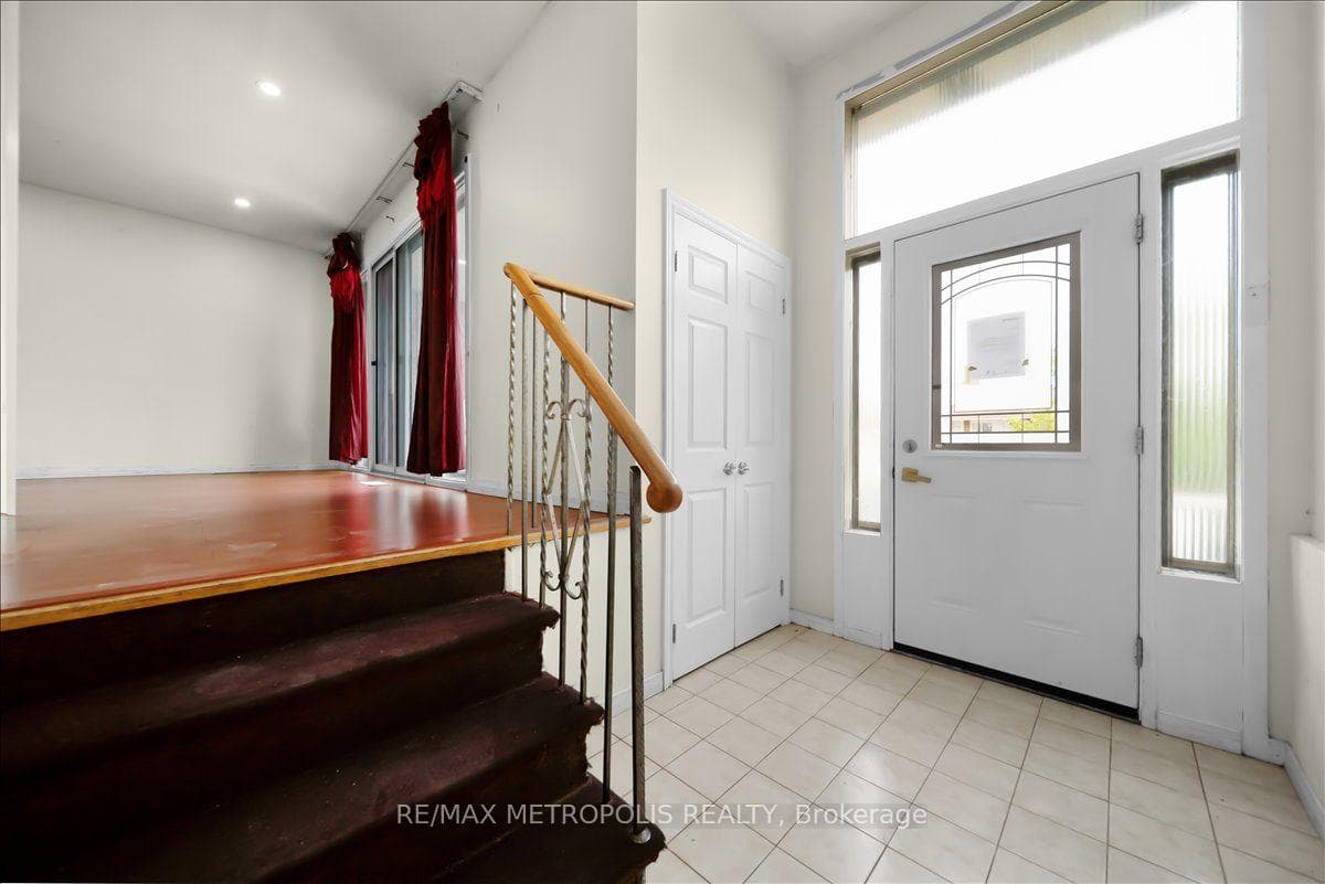 39 Jellicoe Crescent photo 5