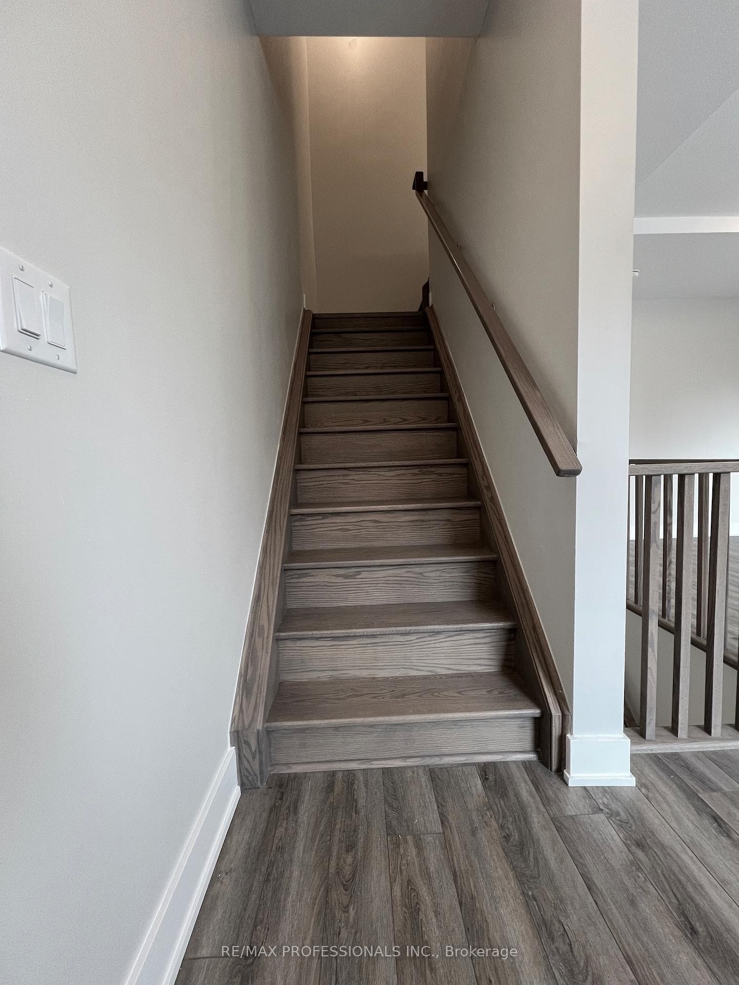 62 Dixfield Drive Unit 123 photo 17