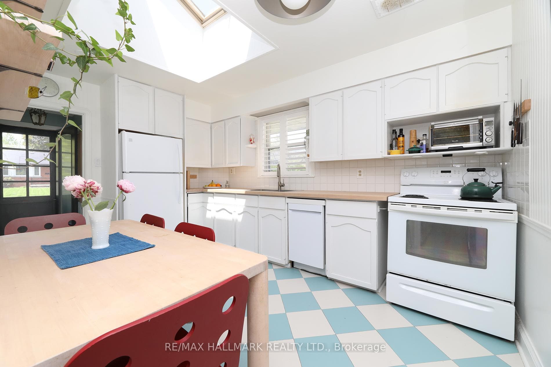 33 Stag Hill Drive photo 5