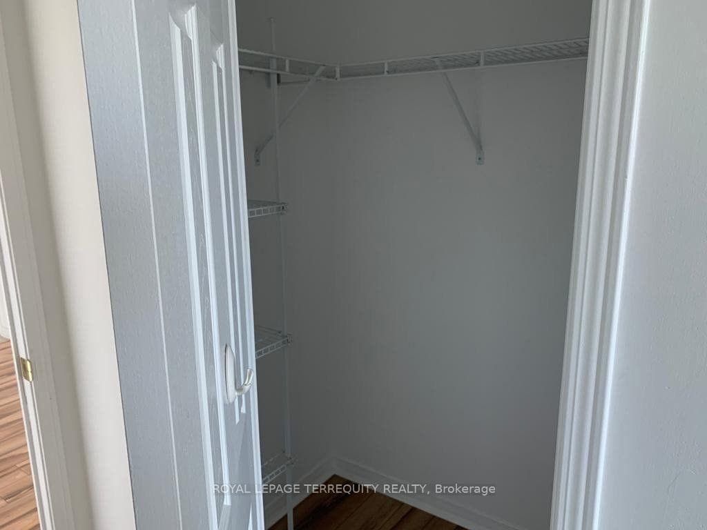 4900 Glen Erin Drive Unit 609 photo 16