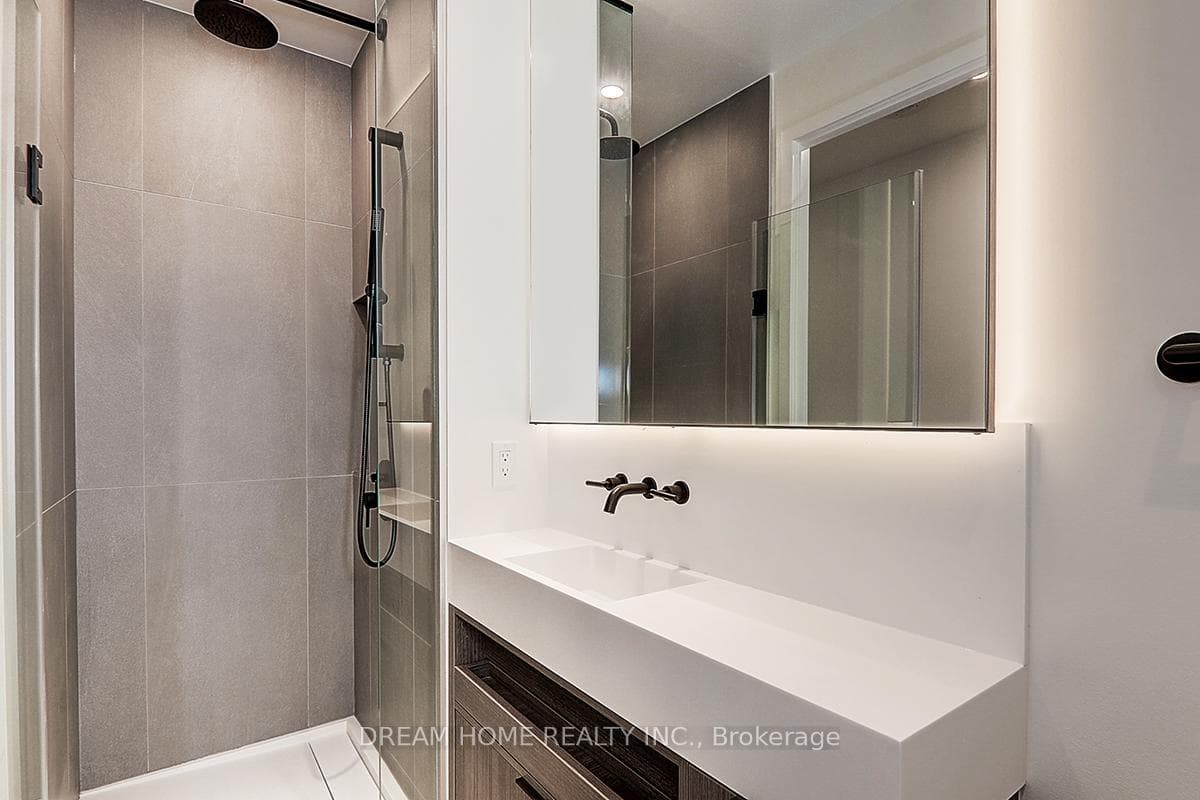 55 Charles Street Unit 3002 photo 7