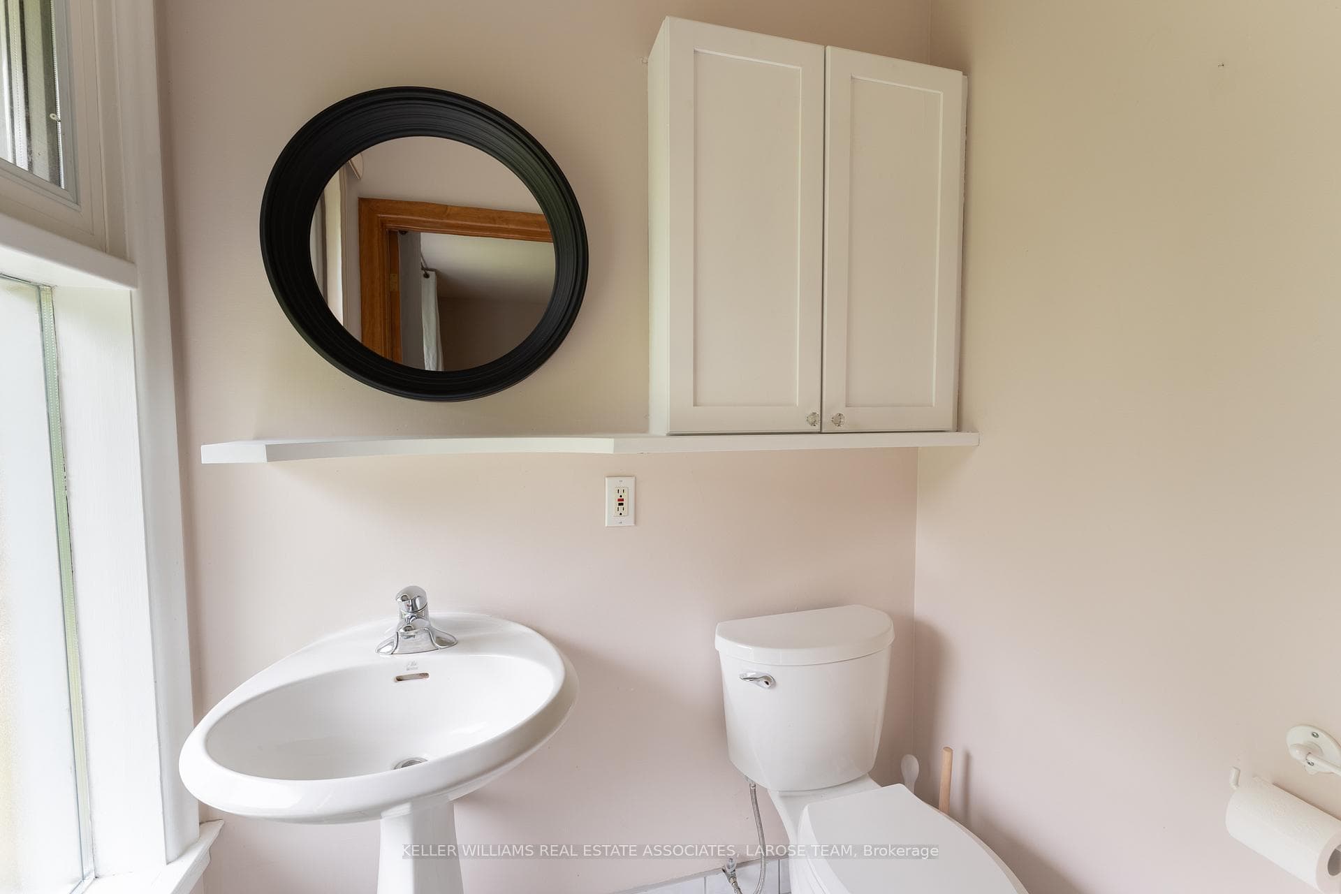 1481 Larchview Trail photo 13