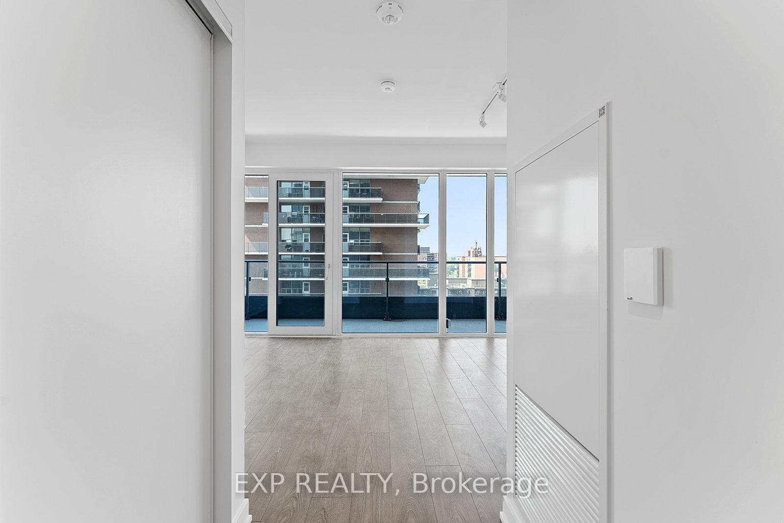 28 Ann Street Unit 1009 photo 3
