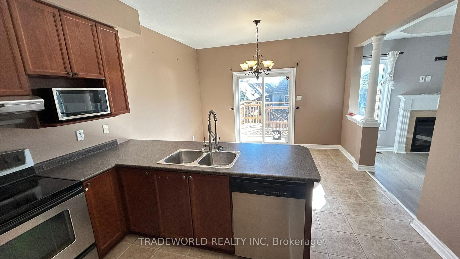 67 IAN Drive photo 14