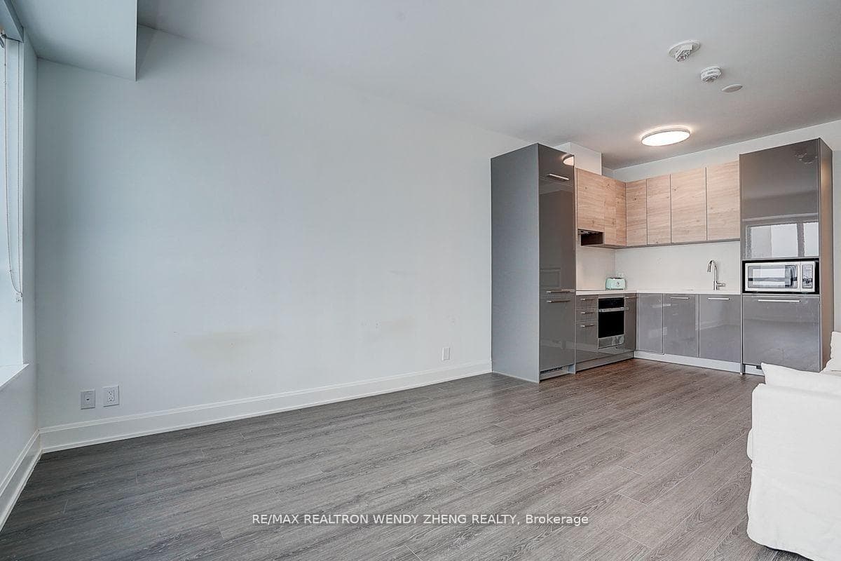 12 Gandhi Lane Unit 2810 photo 16