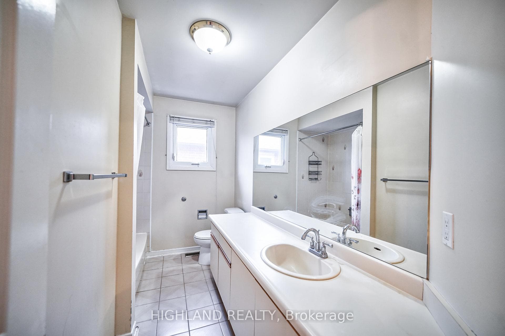 4441 Mayflower Drive Unit Upper photo 22