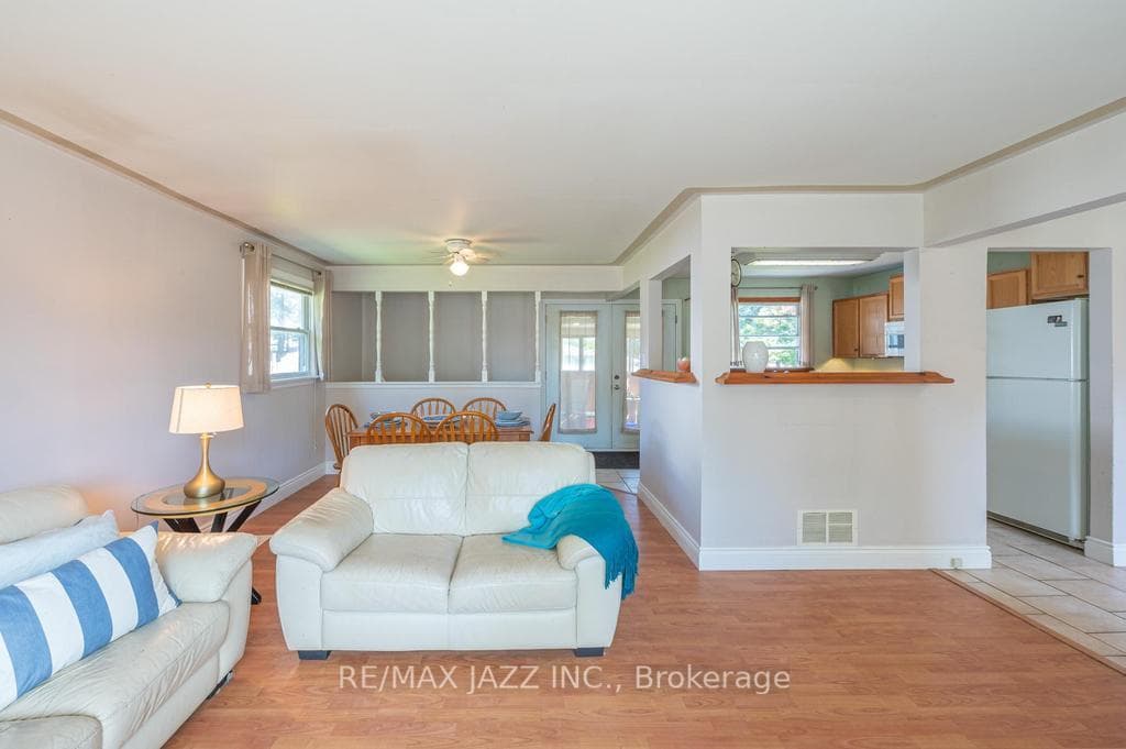 22 Sunrise Drive photo 6