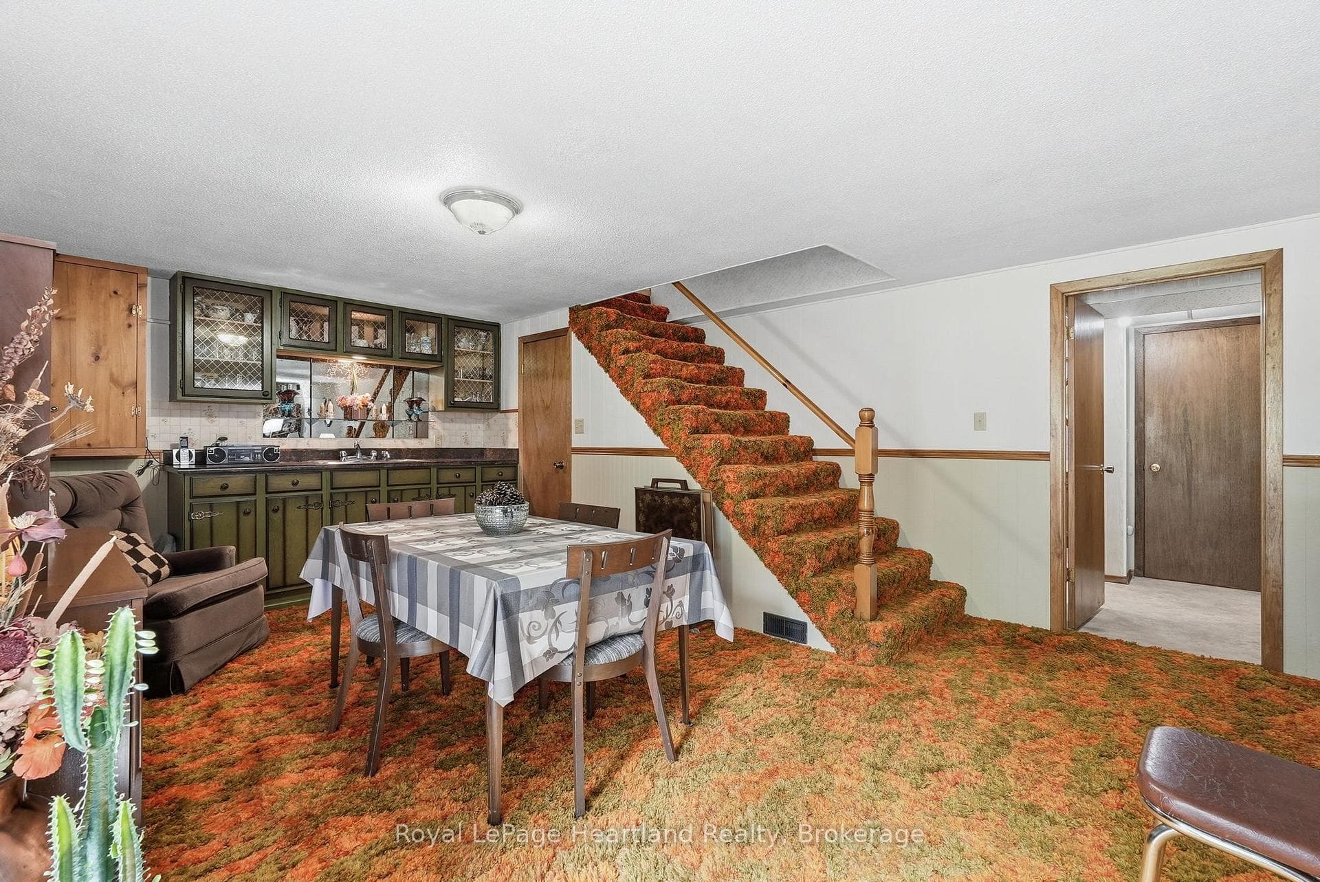265 Thomas Street photo 22