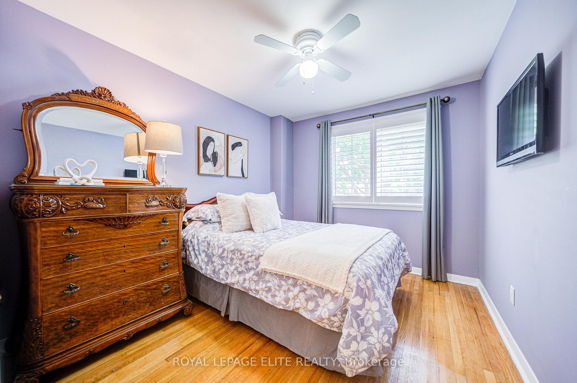 136 CARSBROOKE Road photo 27