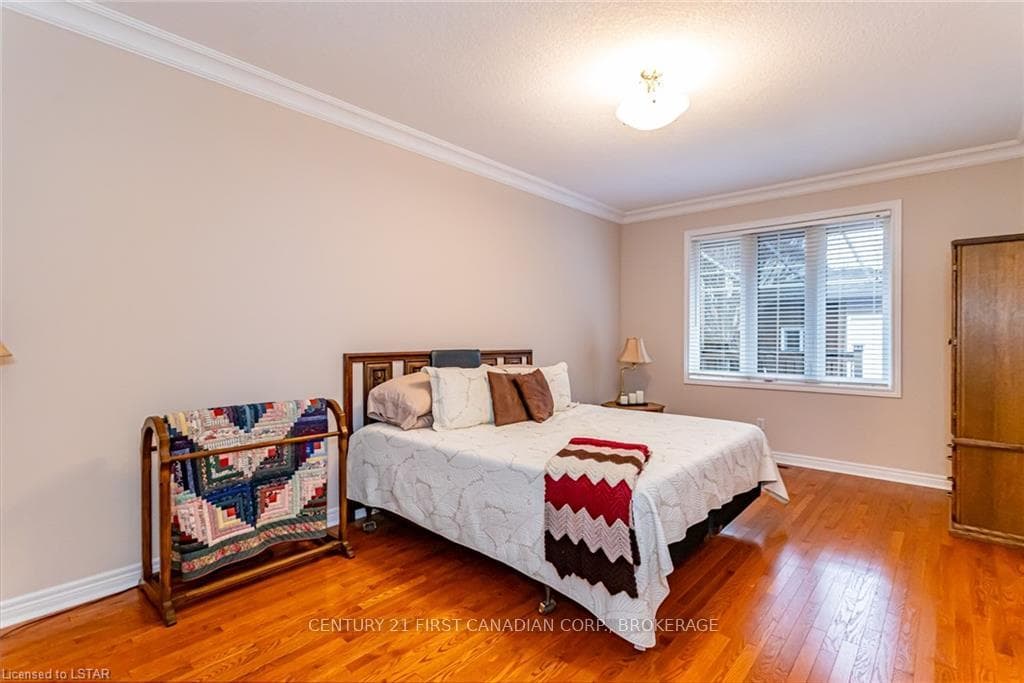 274 BERRYHILL Drive photo 21