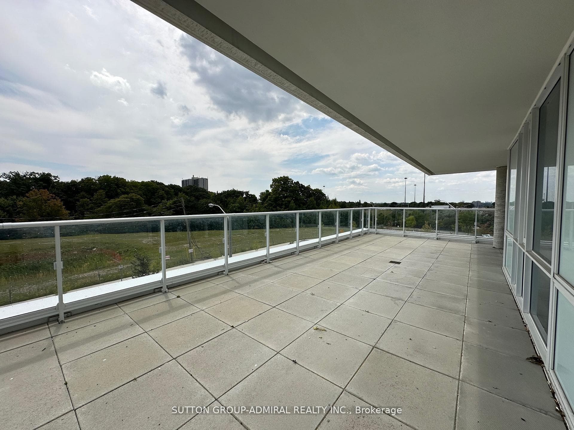 10 Deerlick Court Unit 302 photo 37