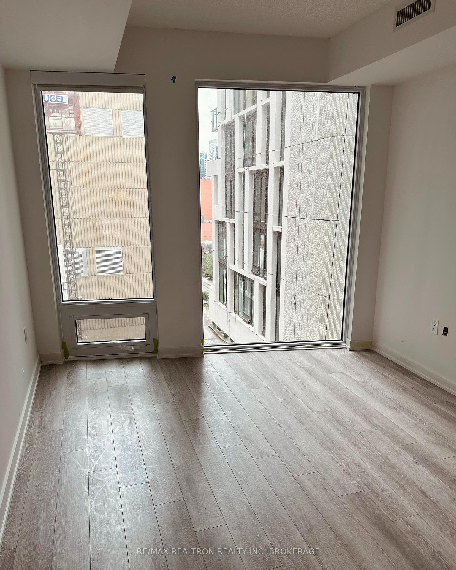 121 St. Patrick Street Unit 910 photo 6