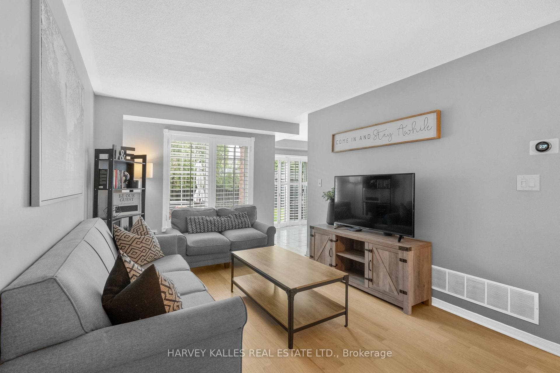 1 Hirst Avenue photo 8
