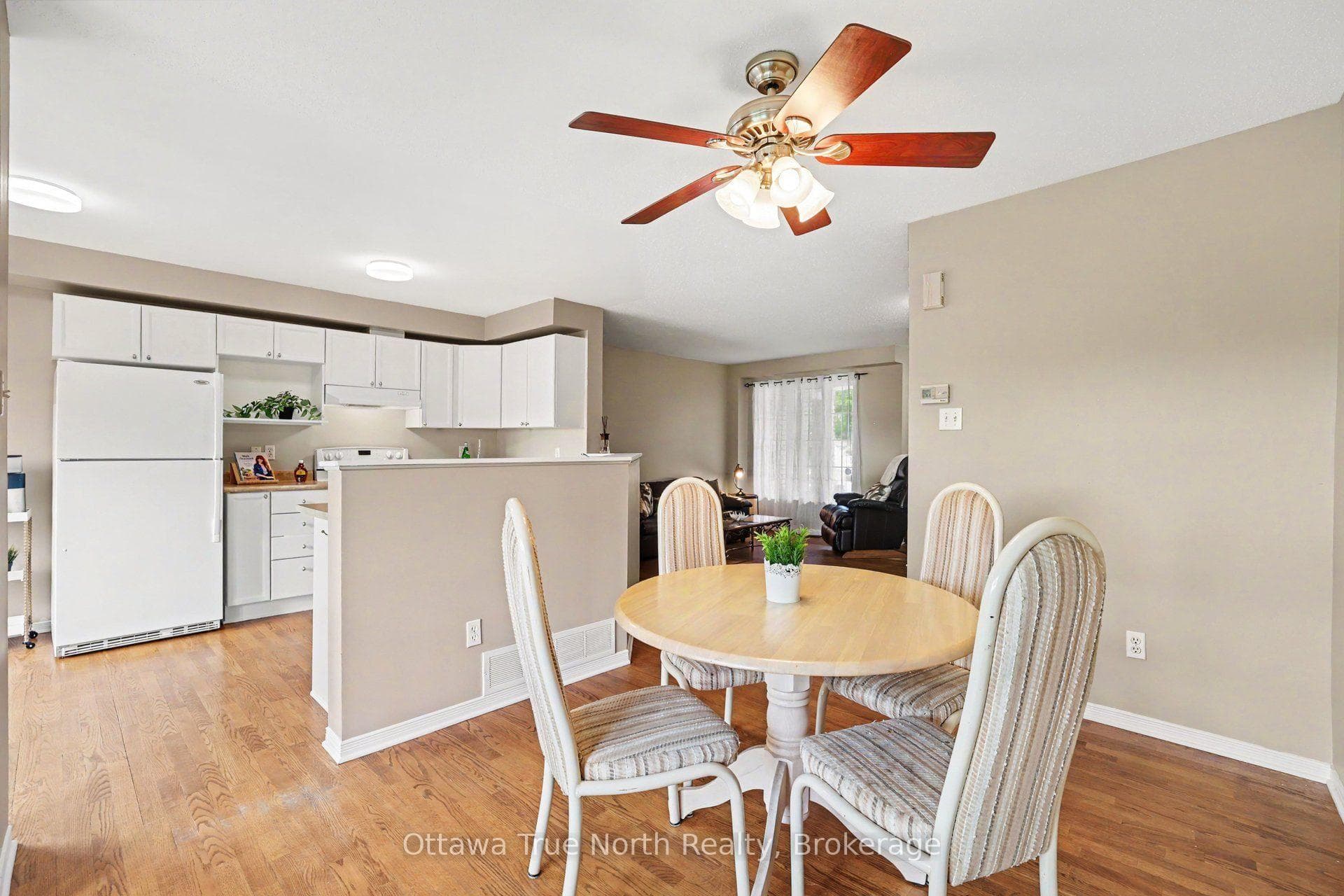 Eat in area looking into kitchen