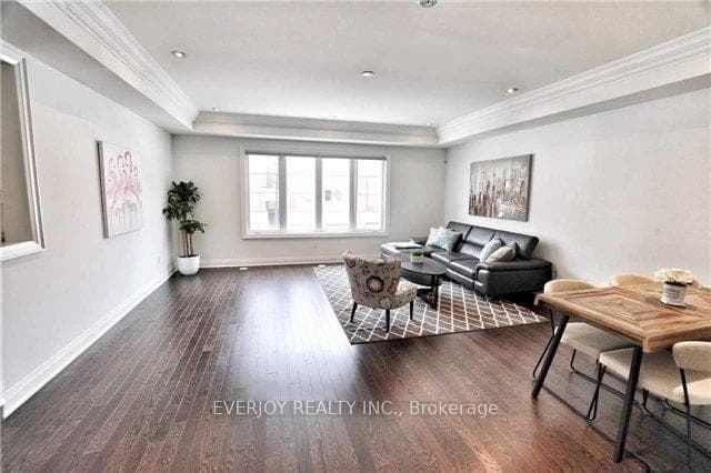17 DOLAN Lane photo 3