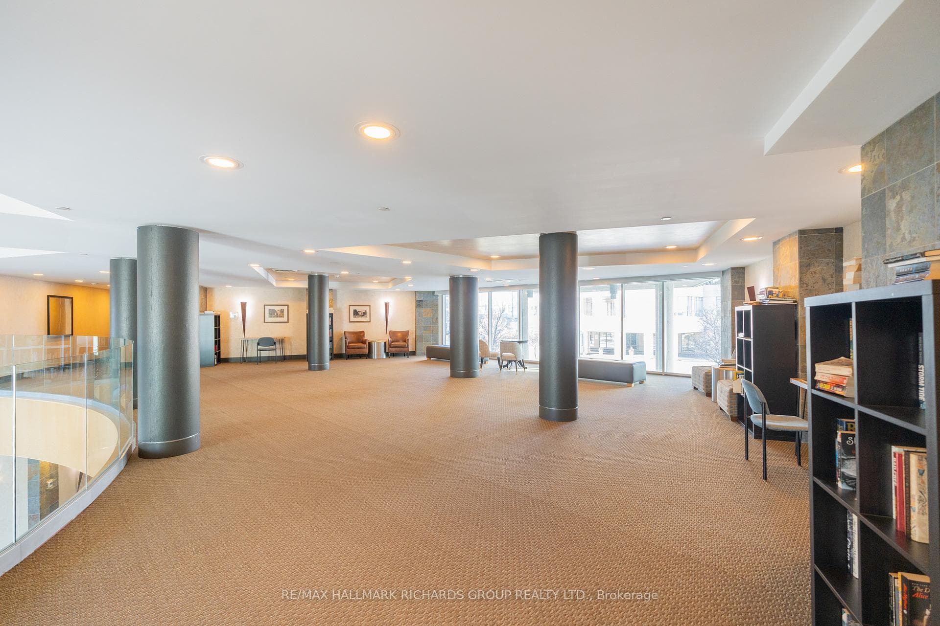 5 Marine Parade Drive Unit 909 photo 21