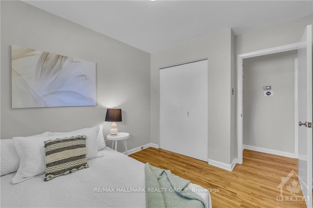 2134 LAMBETH Walk photo 19