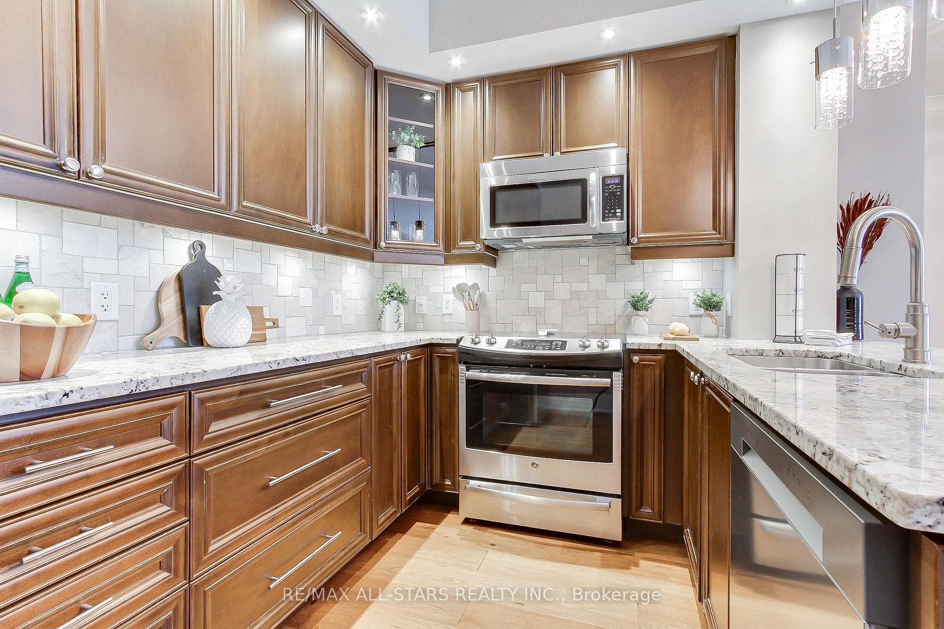 35 Baker Hill Boulevard Unit 322 photo 8
