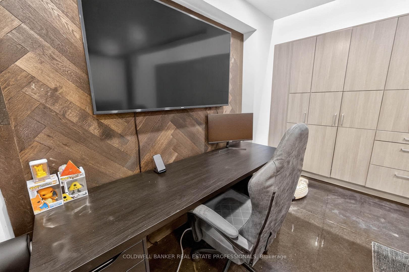 326 Carlaw Avenue Unit 127 photo 43