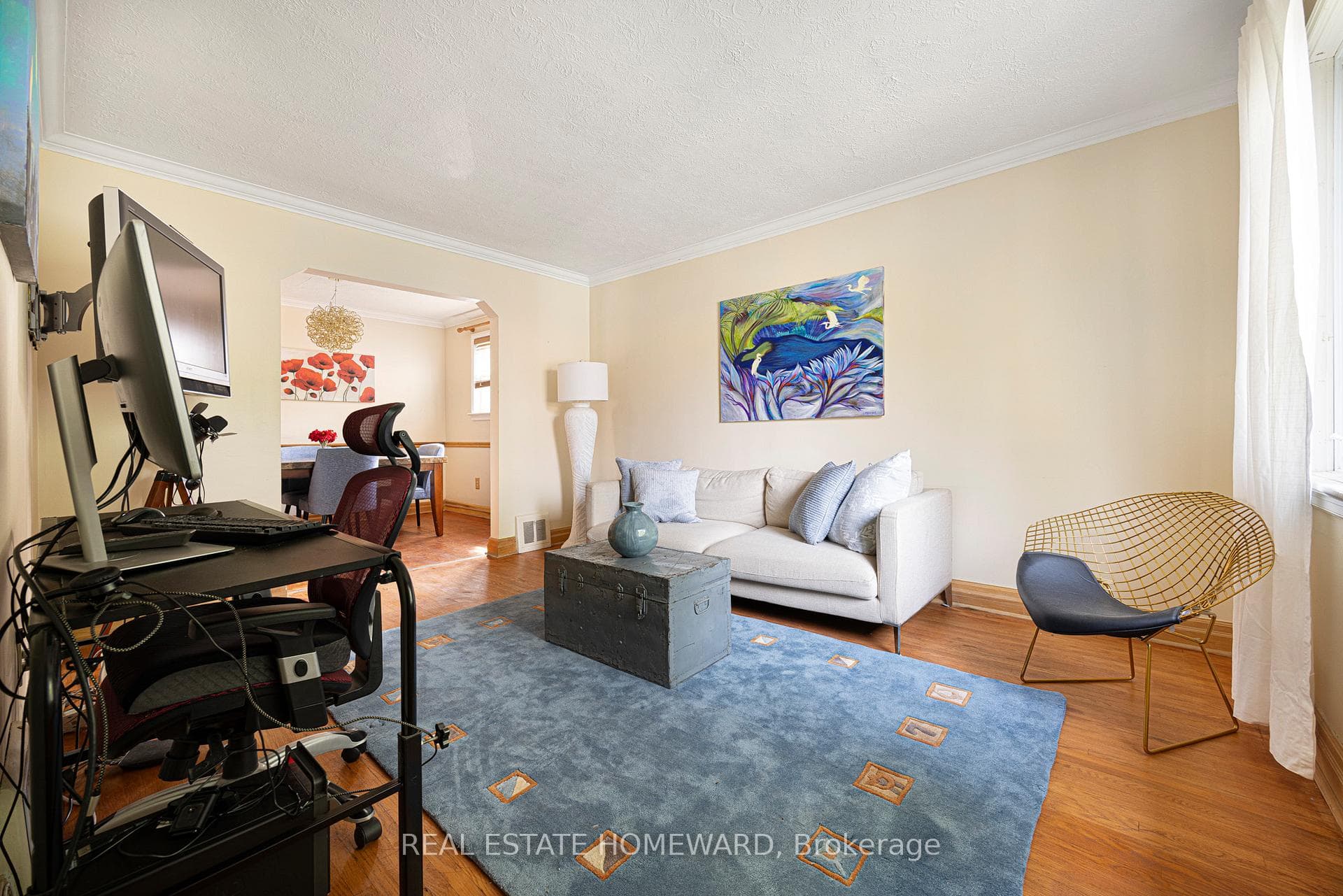 121 Sandown Avenue photo 4