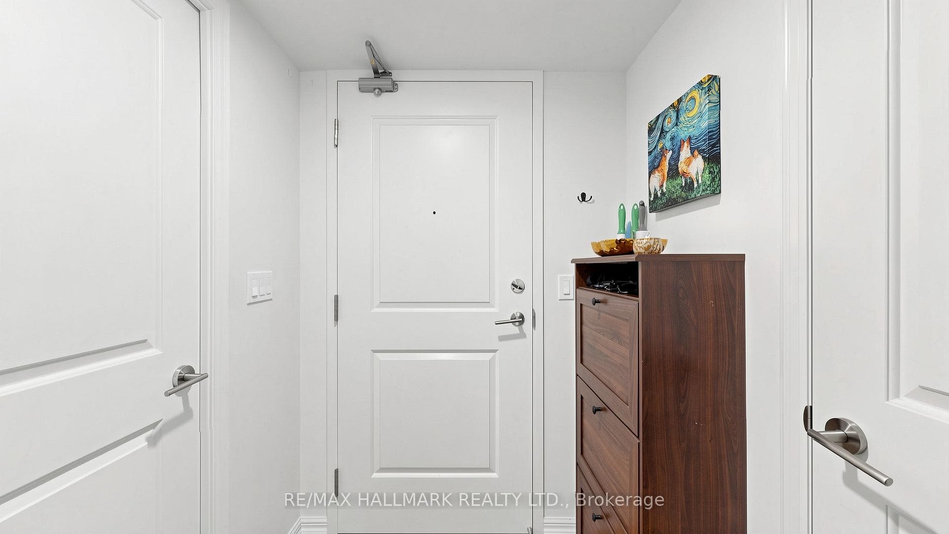 85 East Liberty Street Unit 812 photo 17