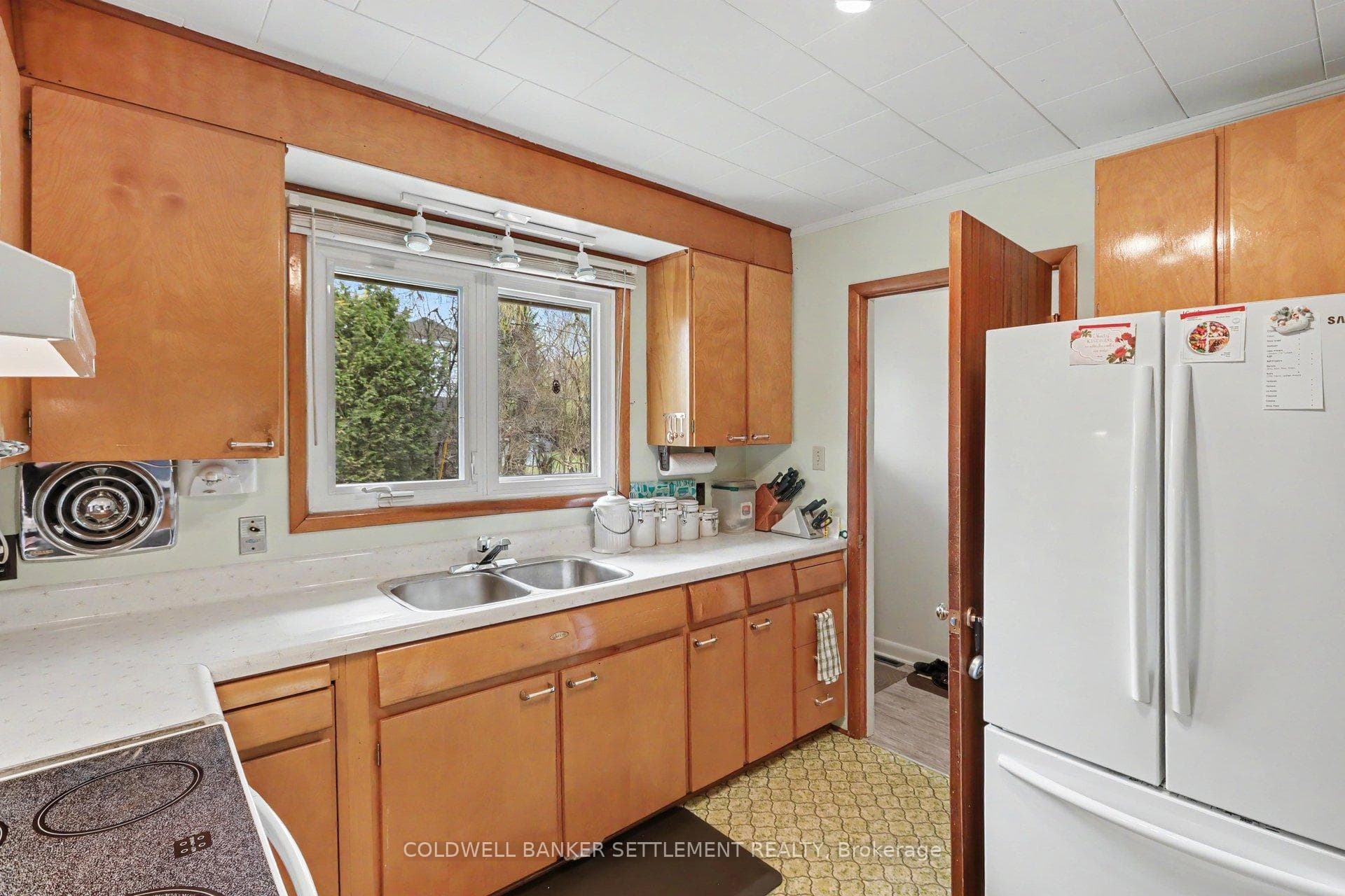 2 Glenview Crescent photo 9