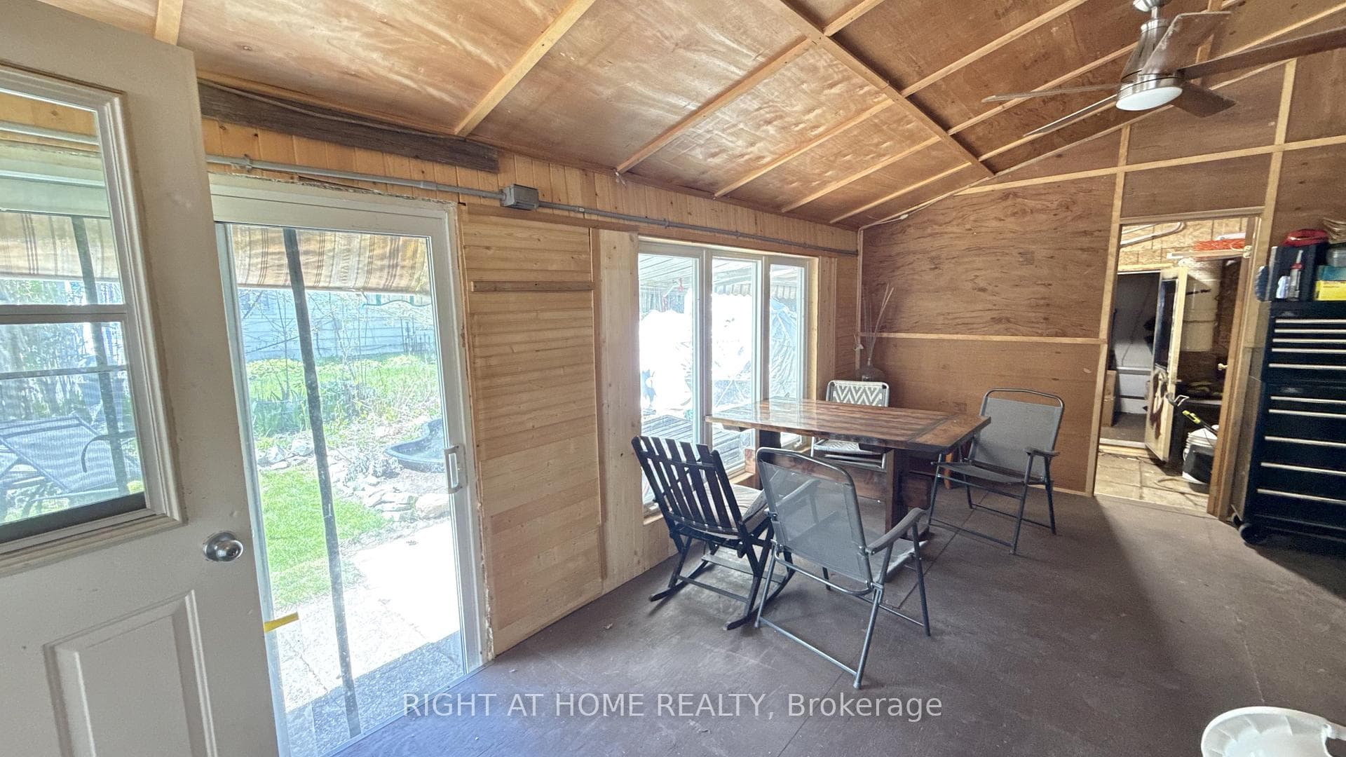 6 ROWAN Road photo 16