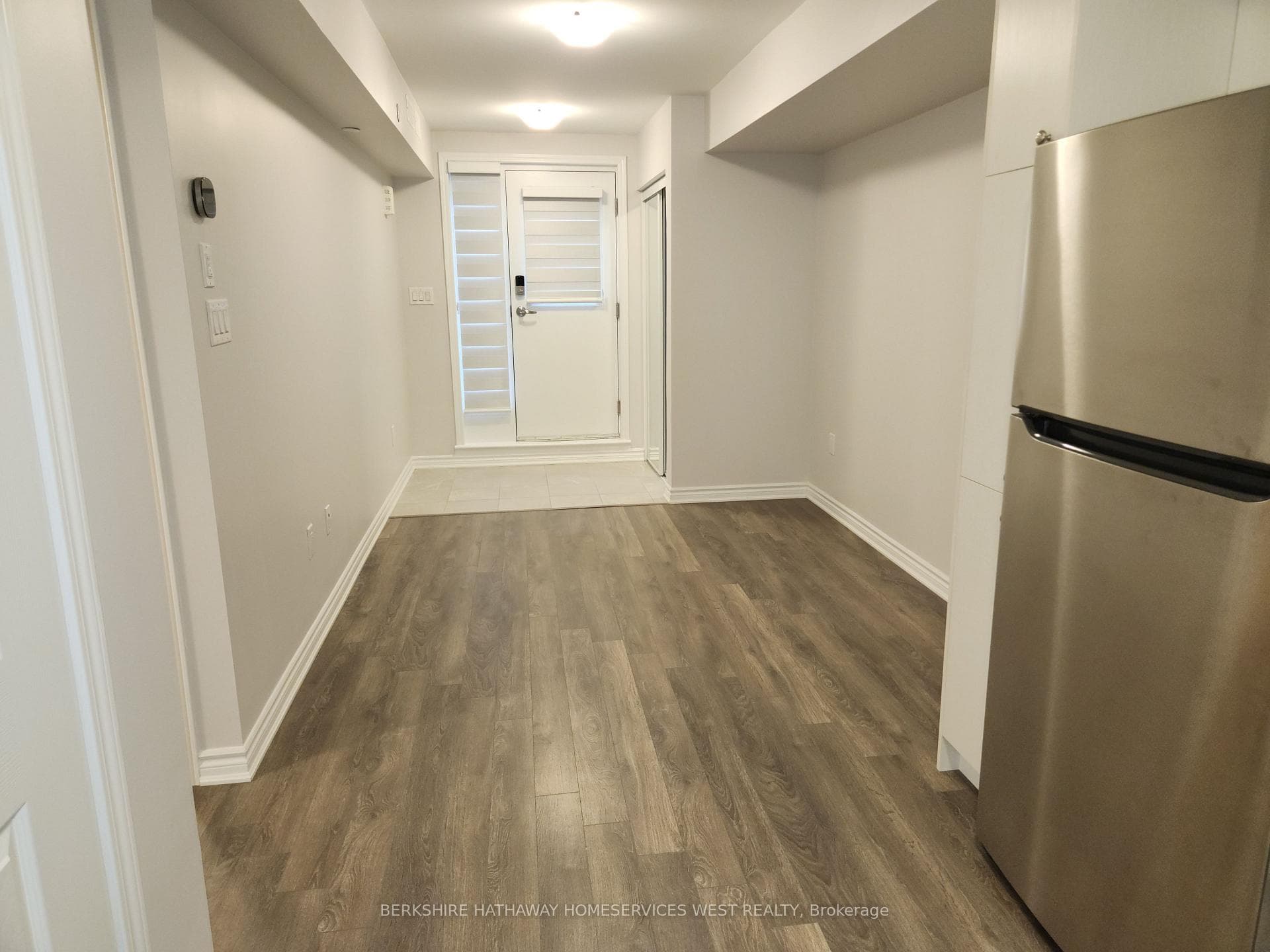 2791 Eglinton Avenue Unit 507 photo 6