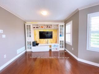 3192 Munson Crescent photo 7