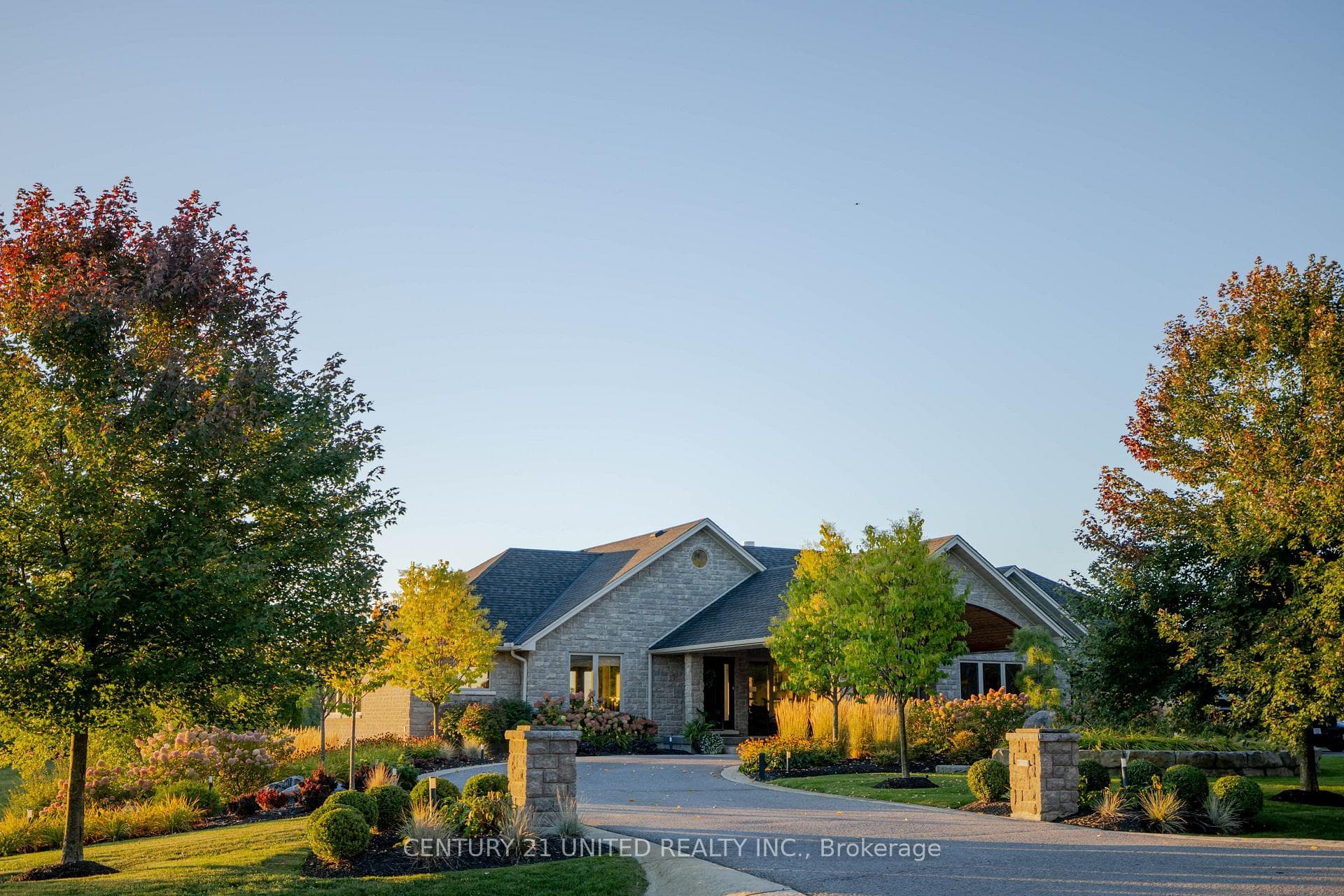 7 Maplehill Drive photo 47