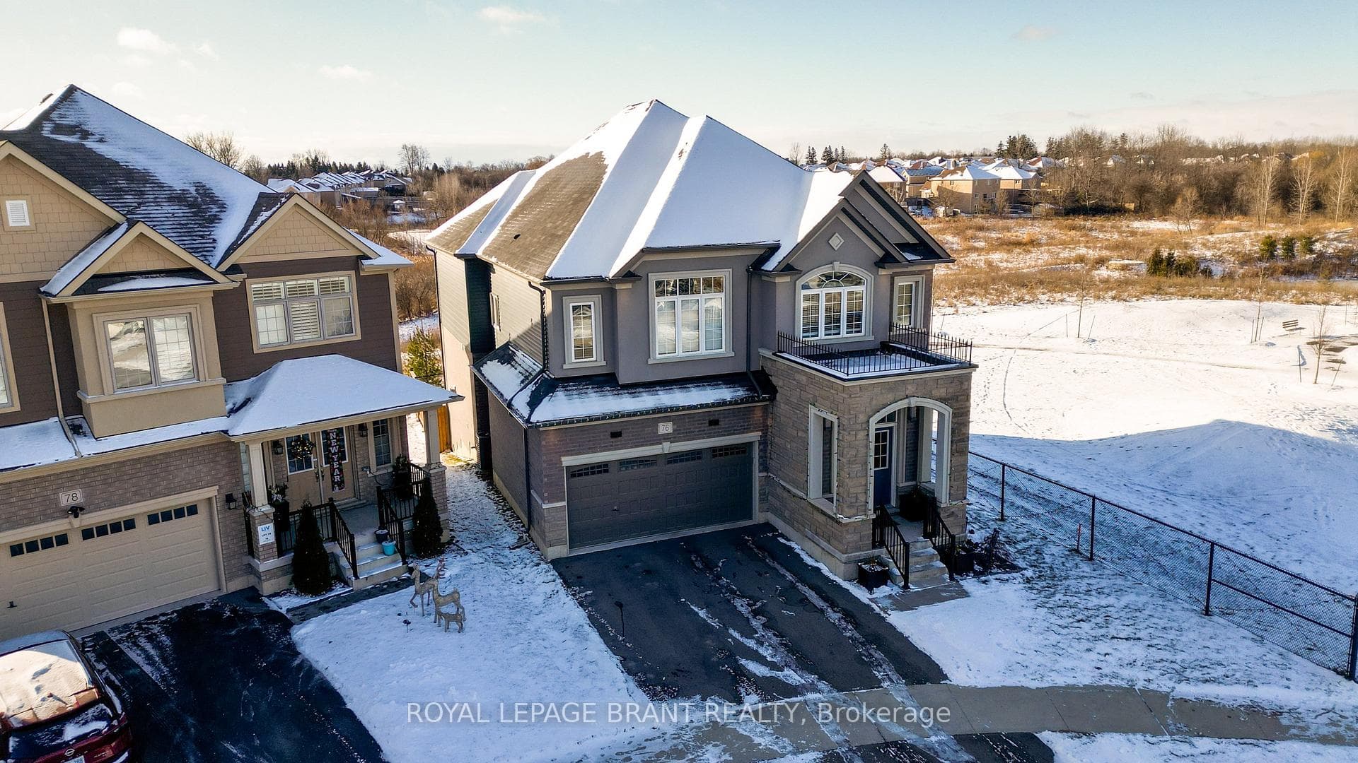 76 Pace Avenue photo 2