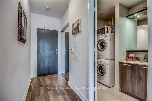 775 King Street Unit 814 photo 2