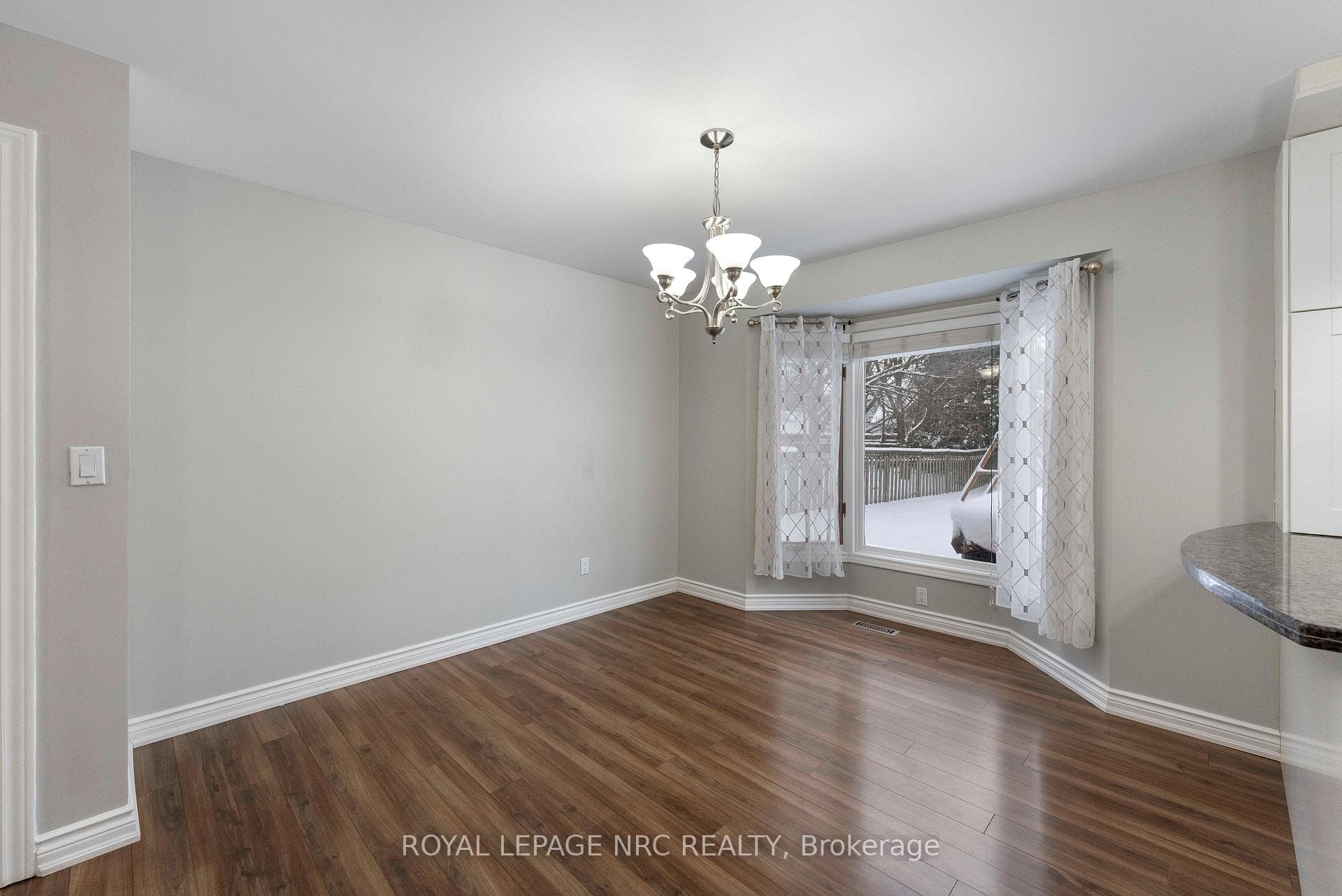 41 Huntington Lane photo 10
