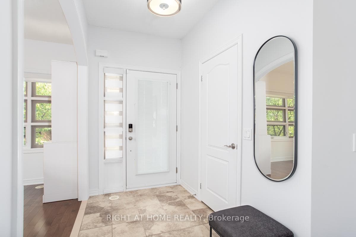 2460 Prince Michael Drive Unit 28 photo 4