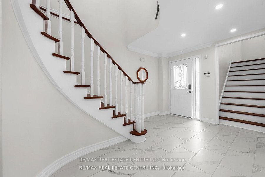 4631 Crosswinds Drive photo 10