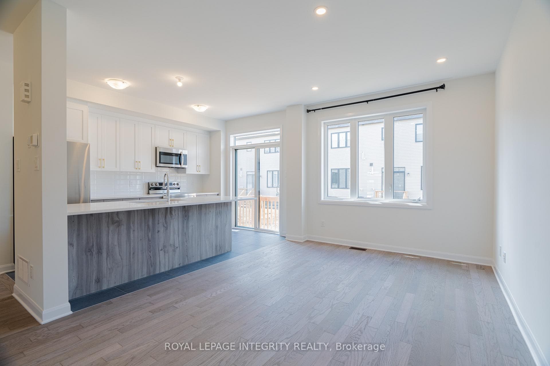90 OSLER Street photo 7