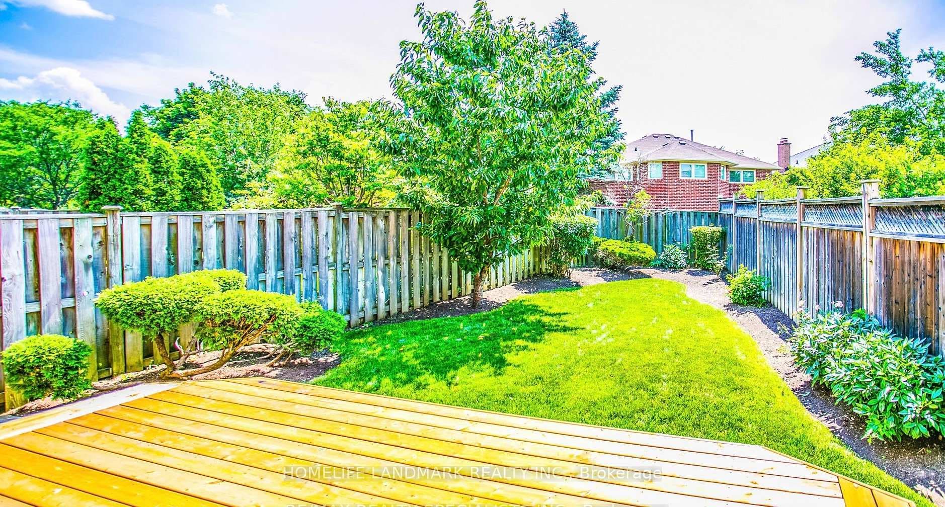 4120 Chadburn Crescent photo 32