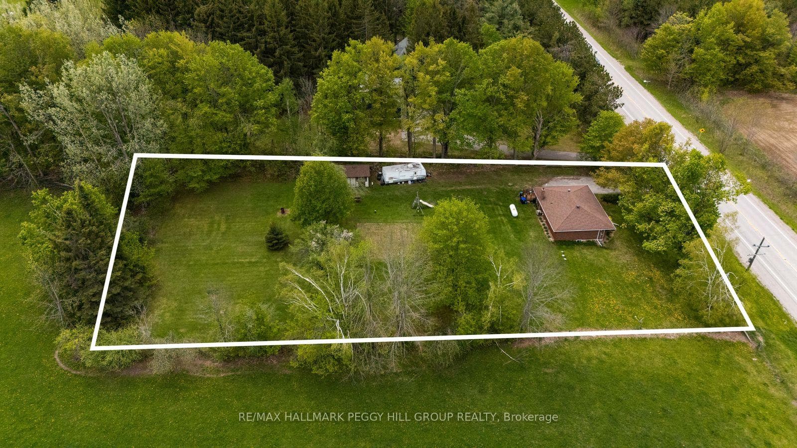 5855 Vasey Road photo 2