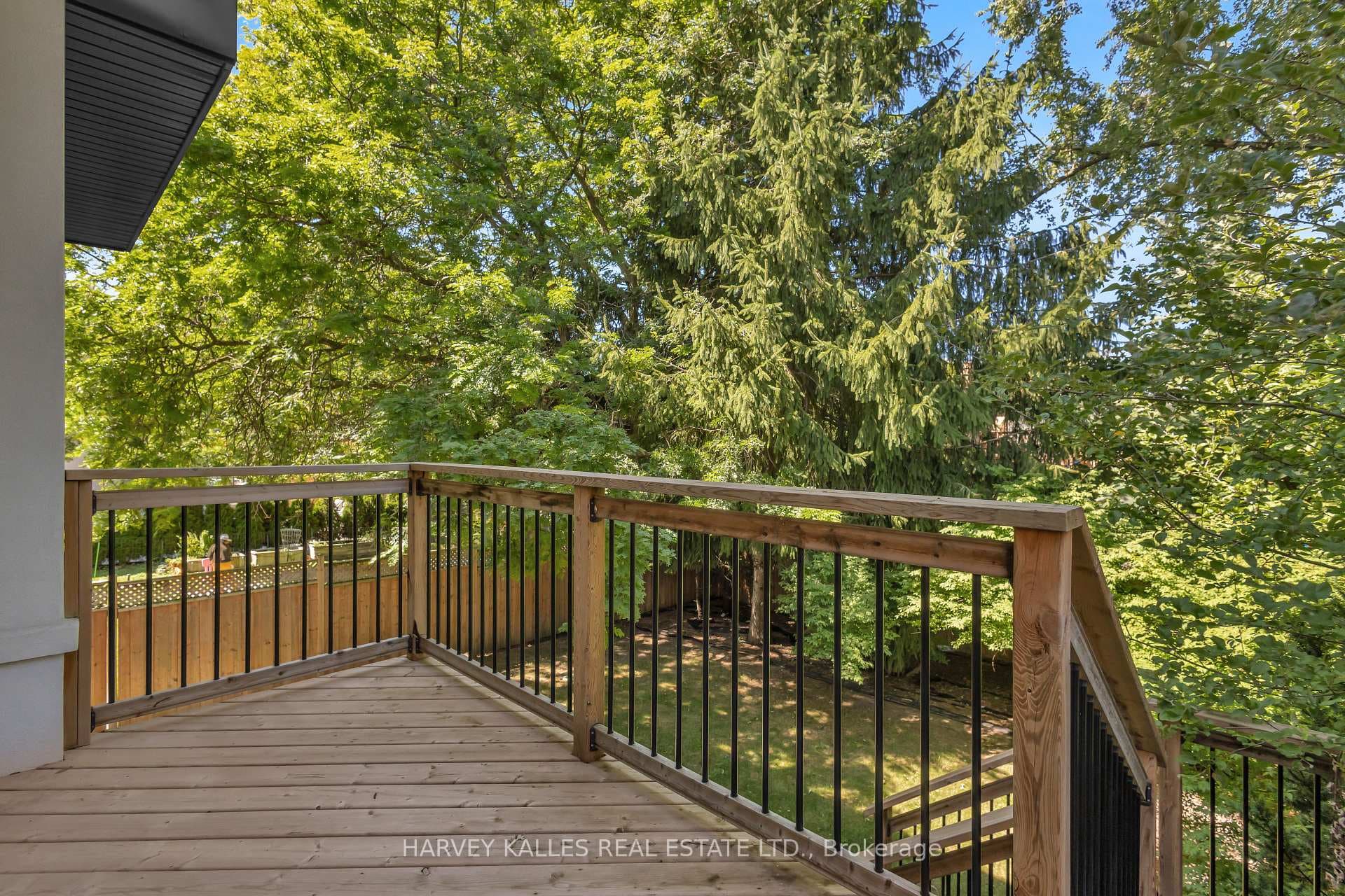 476 Deloraine Avenue photo 38